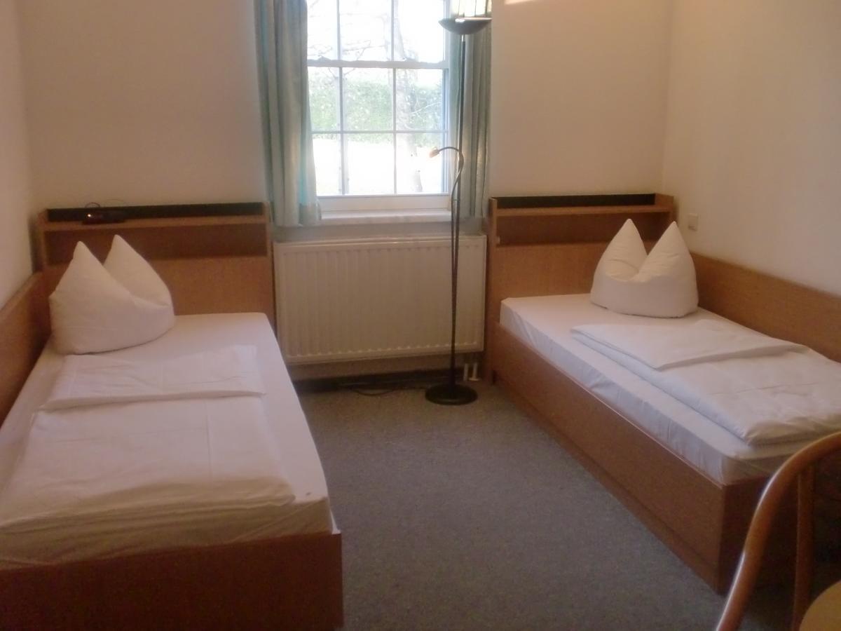 Hotel & Restaurant "Zum Firstenstein" Konigshain Bagian luar foto